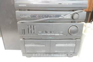 Magnavox AS 301 Midi System & Speakers