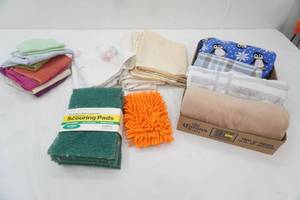 Wash Rags, Towels, Scouring Pads, Orange Mitt