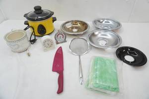 Kitchenware Lot