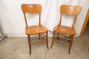 Vintage Wooden Dining Room Chairs (2ct)