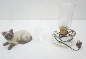 Vintage Antique-Style Electric Table Lamp ceramic Siamese cat figurine 8x4.5x4.5 etched 3D crystal cube kitten & fish bowl