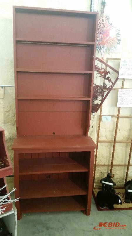 lot 47 image: Open Display Hutch