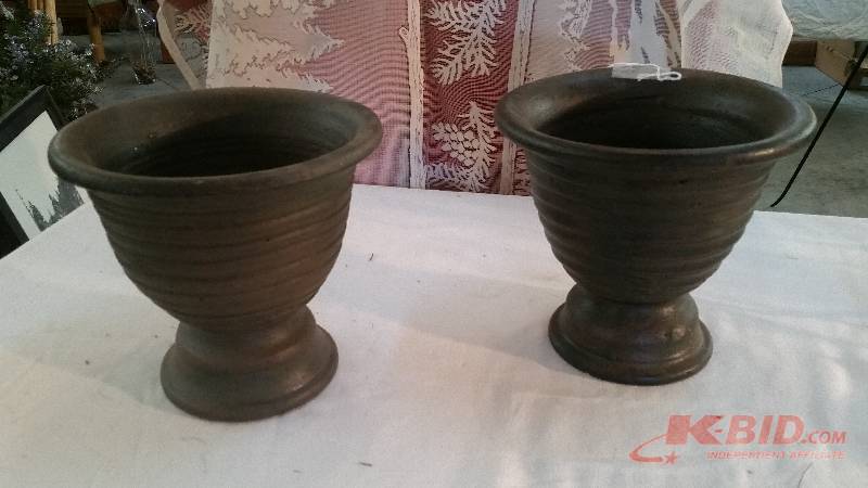 lot 53 image: Potting Urn Set