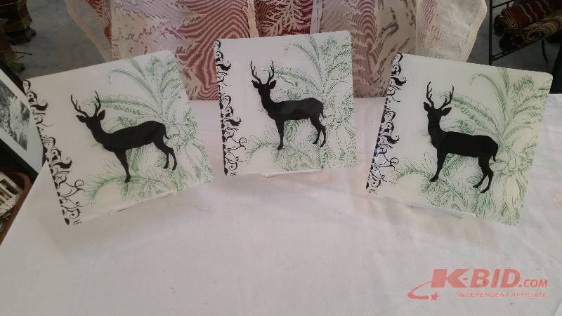lot 59 image: Decorative Deer Plates
