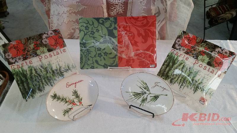 lot 63 image: Floral Serving Dish Set