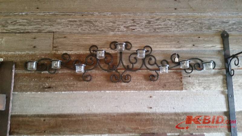 lot 115 image: Candle Wall Dcor