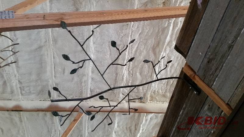 lot 165 image: Decorative Celling Metal Tree Branches