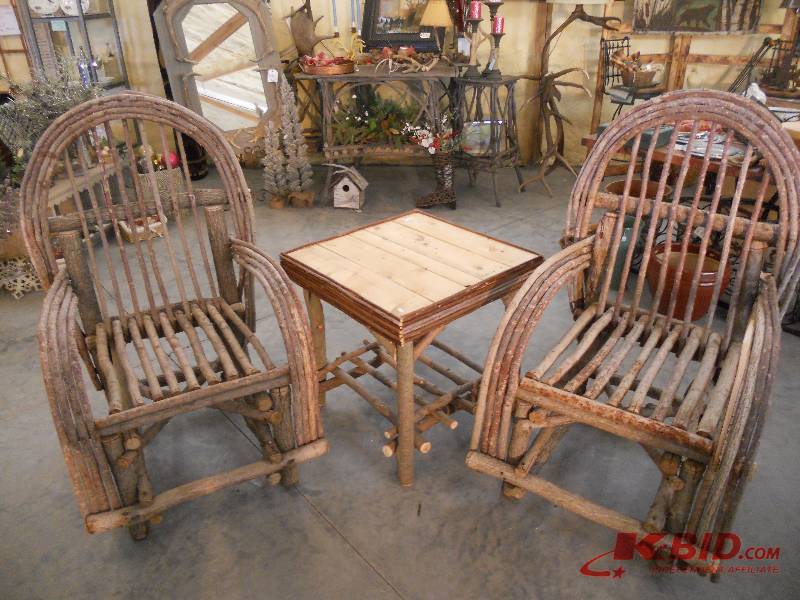 lot 4 image: Log Patio Furniture