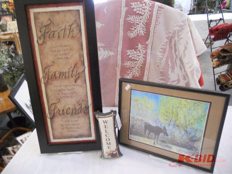 lot 69 image: Home Sweet Home Decor