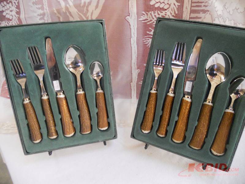 lot 85 image: Antler Silverware Set