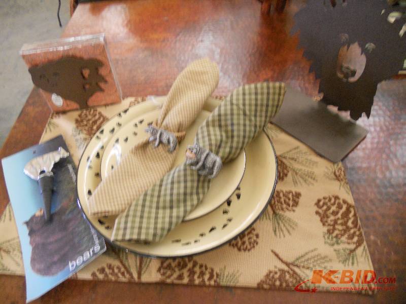 lot 90 image: Bear County Decor