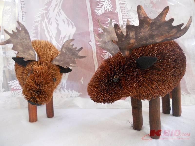 lot 91 image: Bristle Brush Moose