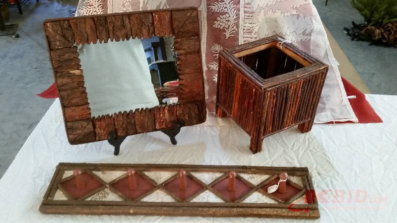 lot 209 image: Log & Birch Bark Dcor
