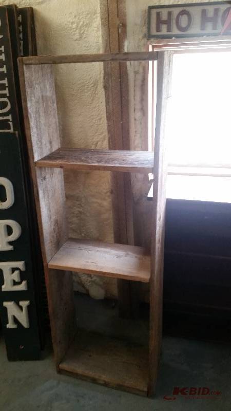 lot 241 image: Furniture and Wall Decor