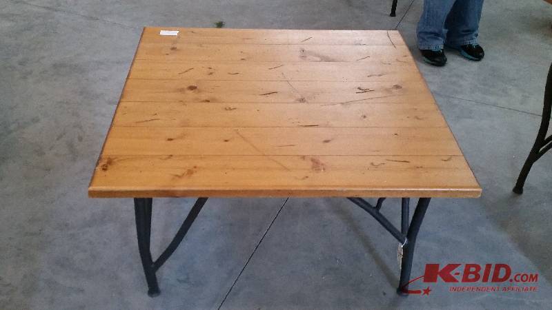lot 182 image: Pine Coffee Table with Log Accent