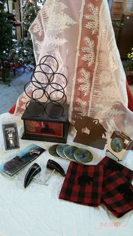 lot 195 image: Bears, Bears, Bear Wine Entertaining Set