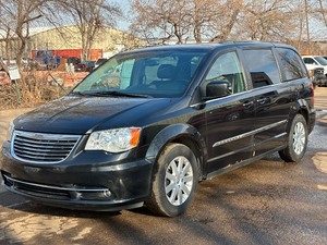 2016 CHRYSLER TOWN AND COUNTRY TOURING (NO RESERVE)
