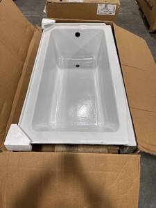 American Standard 32x60 White Bathtub