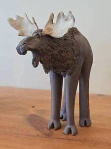 Vintage Moose theme Clay Pottery Figurine (Signed) by Hamilton (1981)