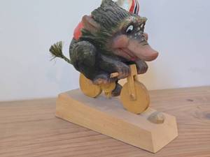 Vintage Norwegian Troll theme Hand carved Hand painted Wood Figurine (Signed) by Henning (Norway)