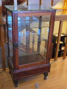 Vintage Wood  Glass-Door Curio Cabinet 21 12 wide x 16 deep x 42 tall