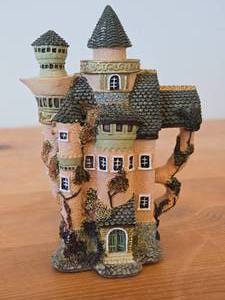 5 12 Fairytale Village Resin Tea Pot Castle Miniature Figurine (China)