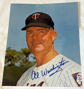 Al Worthington Autographed Minnesota Twins 8x10 Photo