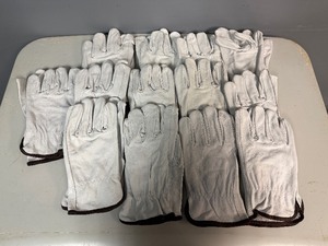 White Leather Gloves (13 Pair) ML