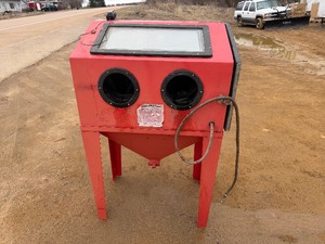 Central Pneumatic Steel Blaster Cabinet