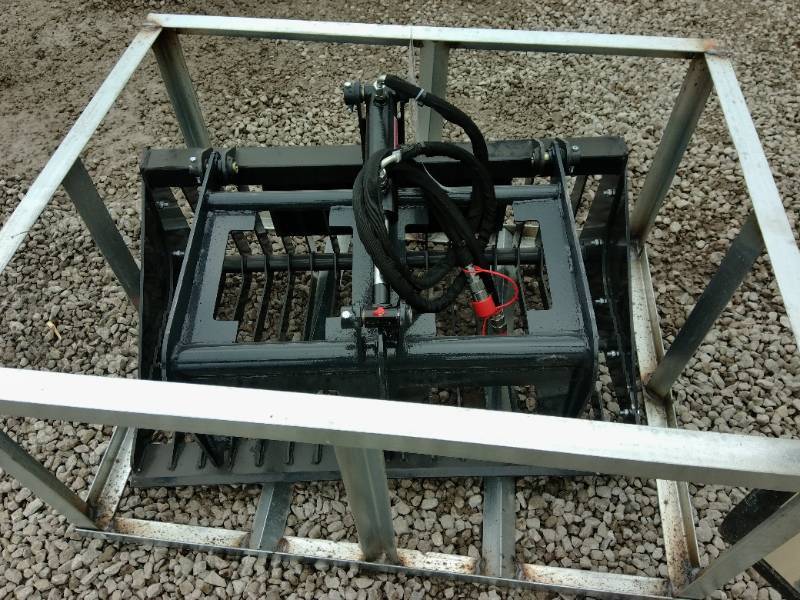 Mini Skid Steer Rock Grapple