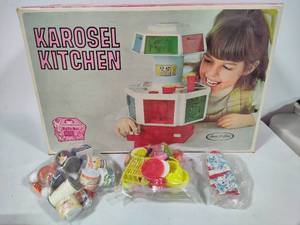Karosel Kitchen by Sears In Original Box wPlay Food