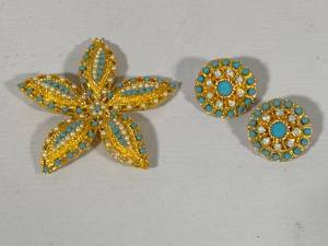 Stamped Sarah Coventry Ocean Star Brooch & Matching Earrings