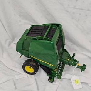 116 John Deere Baler