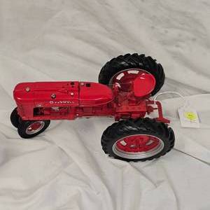 112 Precision Farmall H-no Steering Wheel