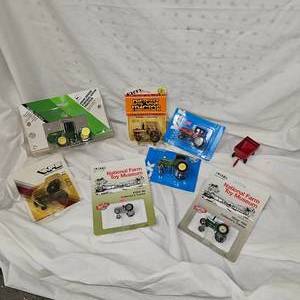 164 Die Cast Tractors Lot