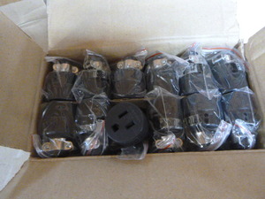 24 15Amp 120Volt Connectors