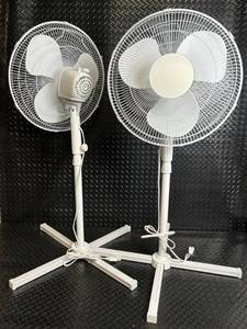 Midea FS40-8M Stand Fans (Lot of 2)