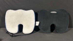 AceRote Memory Foam Seat Cushions (Lot of 2)