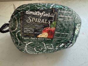 CC. 11.0lbs Smithfield Spirals Smoked Ham-Applewood Smoked Packet w/ Sweet Apple Spice Glaze Packet