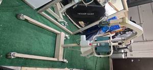 EZ Way Stands 400LB Capacity (Used and battery needs recharging)