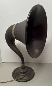 LLR - Antique Music Master Reproducer Horn Speaker