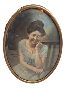 FR - Antique Oval Convex Glass Portrait Print