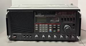 RR - Grundig Satellit International 650 Multiband Portable Radio