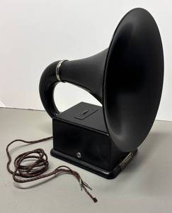 O - Dictograph Dictogrand Horn Speaker Type R12