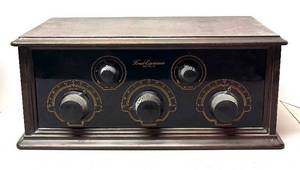 RR - Vintage Freed-Eisemann Radio Model 10