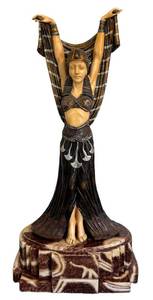 LR - A Stunning Art Deco Style Decor Sculpture