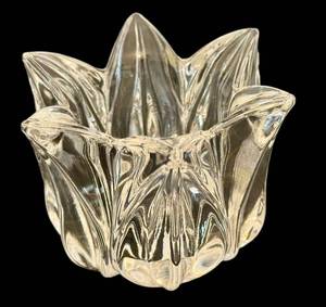 DR - Kosta Boda Sweden Clear Glass Flower-Petal Bowl