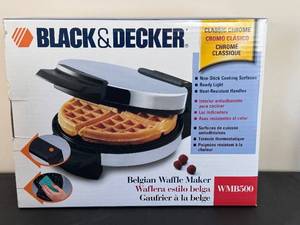 LR - Black & Decker WMB500 Belgian Waffle Maker - New in Package