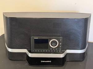 BR - SiriusXM Satellite Radio Receiver with Power Supply & Antenna