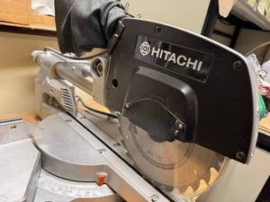 LL - Hitachi C 8FB 8-12 in Sliding Compound Saw - 115V, 9.5A, 1050W